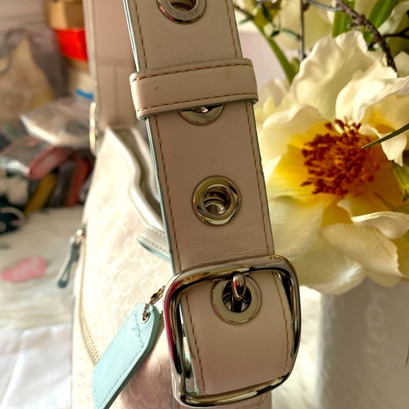 Coach RARE VINTAGE Floral Embroidered Women's Bag - Picture 8 of 14